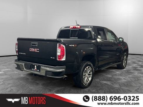 Used 2016 GMC Canyon SLE image 3