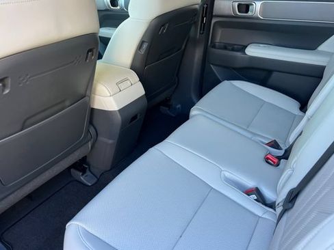 New 2026 Hyundai Santa Fe SEL AWD/4WD image 11