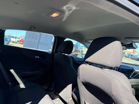 Used 2022 Chevrolet Malibu LS image 31
