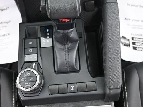 Used 2024 Toyota Tacoma TRD Off-Road AWD/4WD image 23
