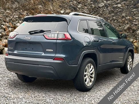Used 2019 Jeep Cherokee Latitude w/ Cold Weather Group AWD/4WD image 2