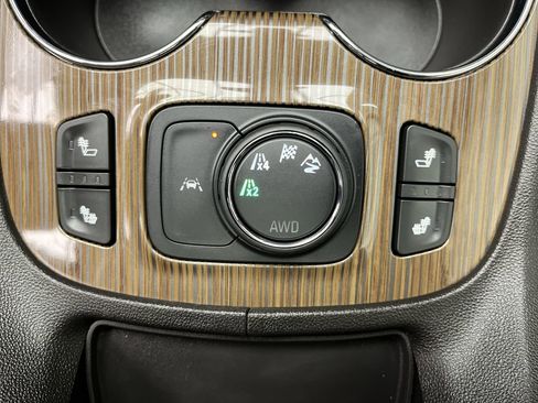 Certified 2023 GMC Acadia SLE w/ Driver Convenience Package image 18