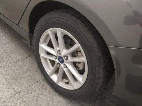 Used 2018 Ford Focus SE w/ Interior Protection Package FWD image 31
