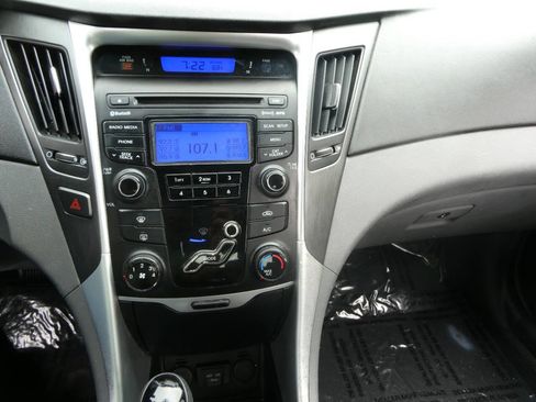 Used 2013 Hyundai Sonata GLS w/ Popular Equipment Pkg FWD image 14