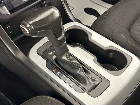 Used 2015 Chevrolet Colorado LT image 17