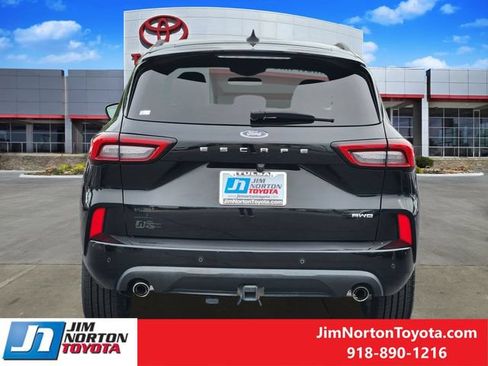 Used 2023 Ford Escape ST-Line Select w/ Tech Pack #2 AWD/4WD image 7
