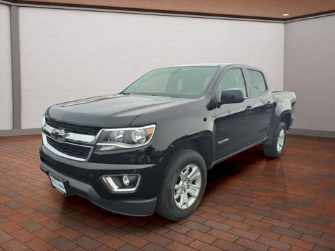 Used 2019 Chevrolet Colorado LT w/ LT Convenience Package image 4