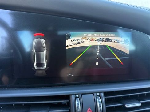 Used 2022 Alfa Romeo Giulia Veloce image 19