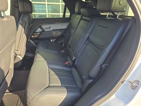 Used 2024 Land Rover Range Rover Sport SE image 13