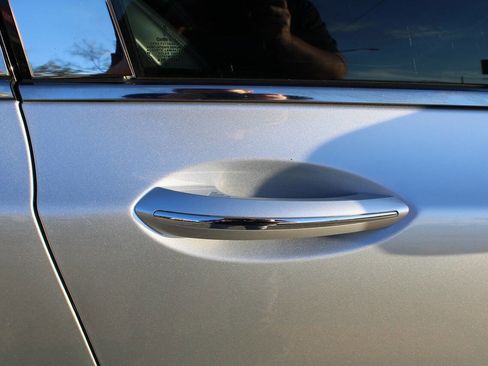 Used 2015 Lincoln MKZ w/ Equipment Group 102A Reserve image 42