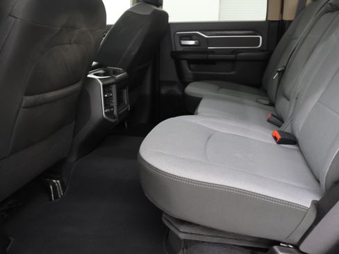 Used 2019 RAM 2500 Big Horn AWD/4WD image 36