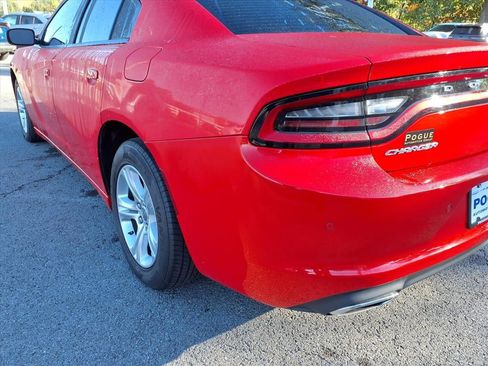Used 2022 Dodge Charger SXT image 18
