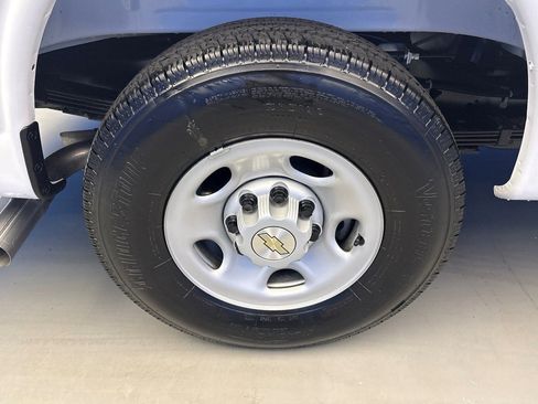 New 2025 Chevrolet Express 3500 LS w/ Chrome Appearance Package image 8