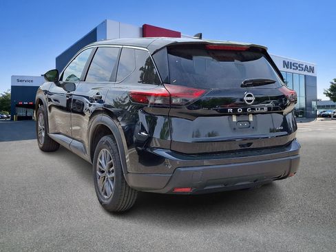 Used 2024 Nissan Rogue S AWD/4WD image 4