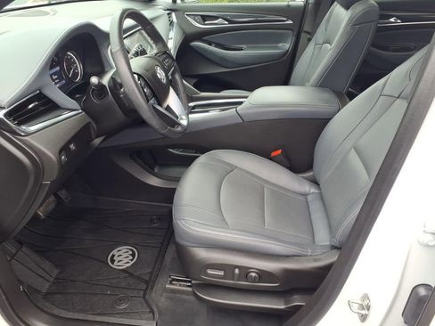 Used 2023 Buick Enclave Essence w/ Experience Buick Package AWD/4WD image 9