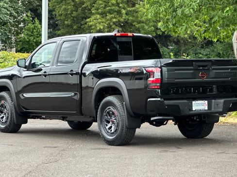 New 2026 Nissan Frontier PRO-4X w/ Tow Package AWD/4WD image 6