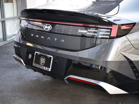 Used 2024 Hyundai Sonata SEL w/ Convenience Package image 6