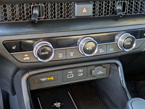 Used 2025 Honda CR-V Sport-L image 25