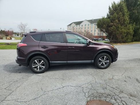 Used 2017 Toyota RAV4 XLE image 6