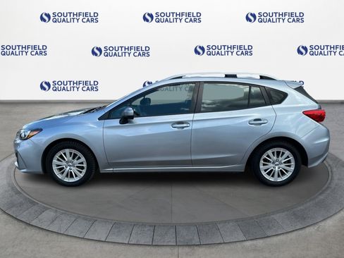 Used 2017 Subaru Impreza 2.0i Premium AWD/4WD image 3