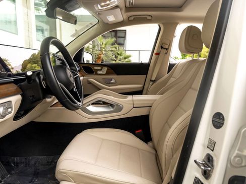 Used 2025 Mercedes-Benz GLE 350 4MATIC image 14