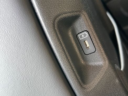 New 2026 Kia Sorento S FWD image 25