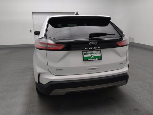 Used 2024 Ford Edge SEL image 6
