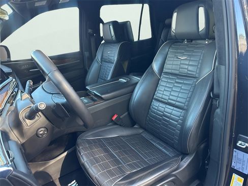 Used 2023 Cadillac Escalade Sport Platinum image 48