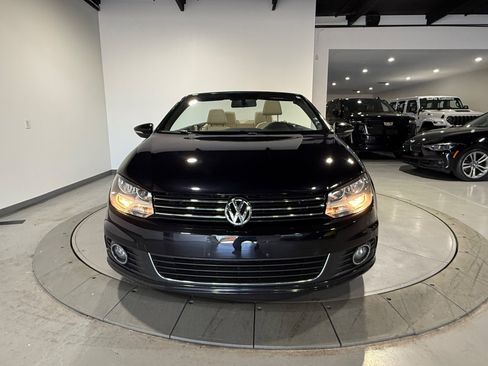 Used 2014 Volkswagen Eos Komfort FWD image 5