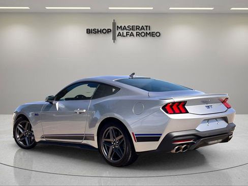 Used 2024 Ford Mustang GT Premium RWD image 3