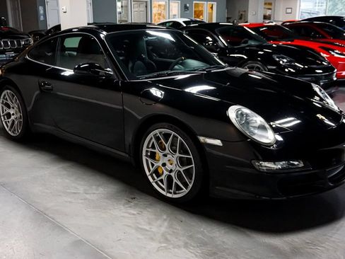 Used 2005 Porsche 911 Carrera S RWD image 4