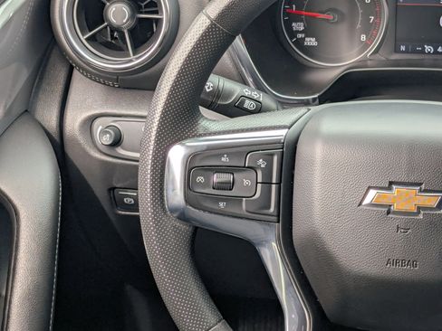 Used 2023 Chevrolet Blazer LT image 18