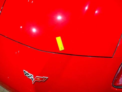 Used 2005 Chevrolet Corvette Convertible w/ Preferred Equipment Group image 39