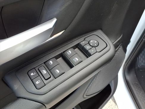 New 2026 RAM 1500 4x4 Crew Cab image 12