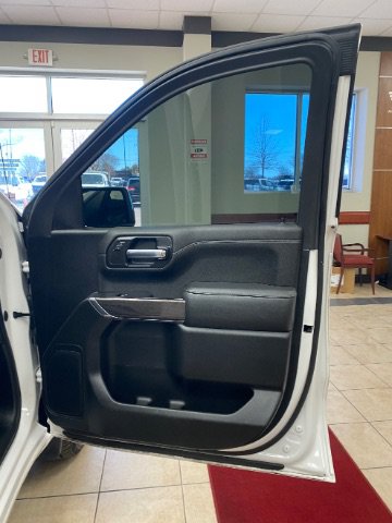 Used 2021 Chevrolet Silverado 1500 LTZ w/ Safety Package II AWD/4WD image 17