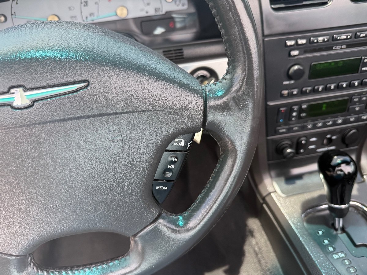 Used 2002 Ford Thunderbird RWD image 23