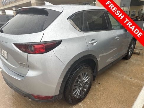 Used 2021 MAZDA CX-5 Touring image 3