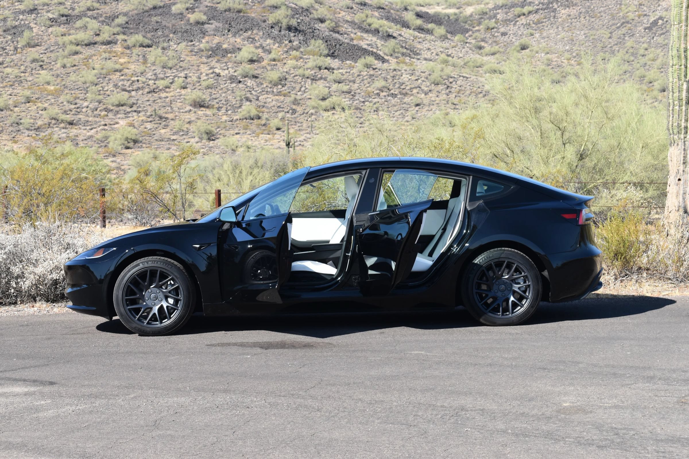 Used 2024 Tesla Model 3 Long Range AWD/4WD image 7