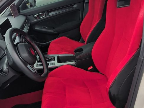 Used 2023 Honda Civic Type R image 2