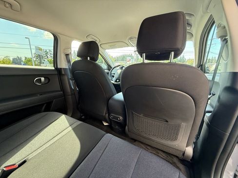 Certified 2024 Hyundai Ioniq 5 SEL AWD/4WD image 17