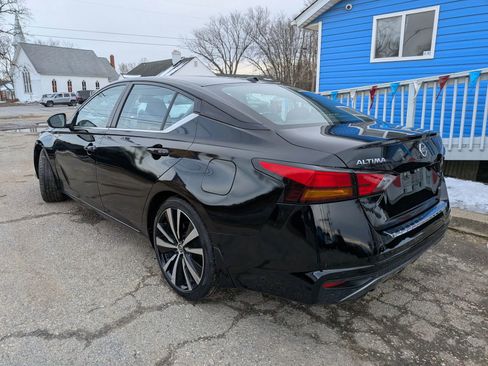 Used 2022 Nissan Altima 2.0 SR image 4