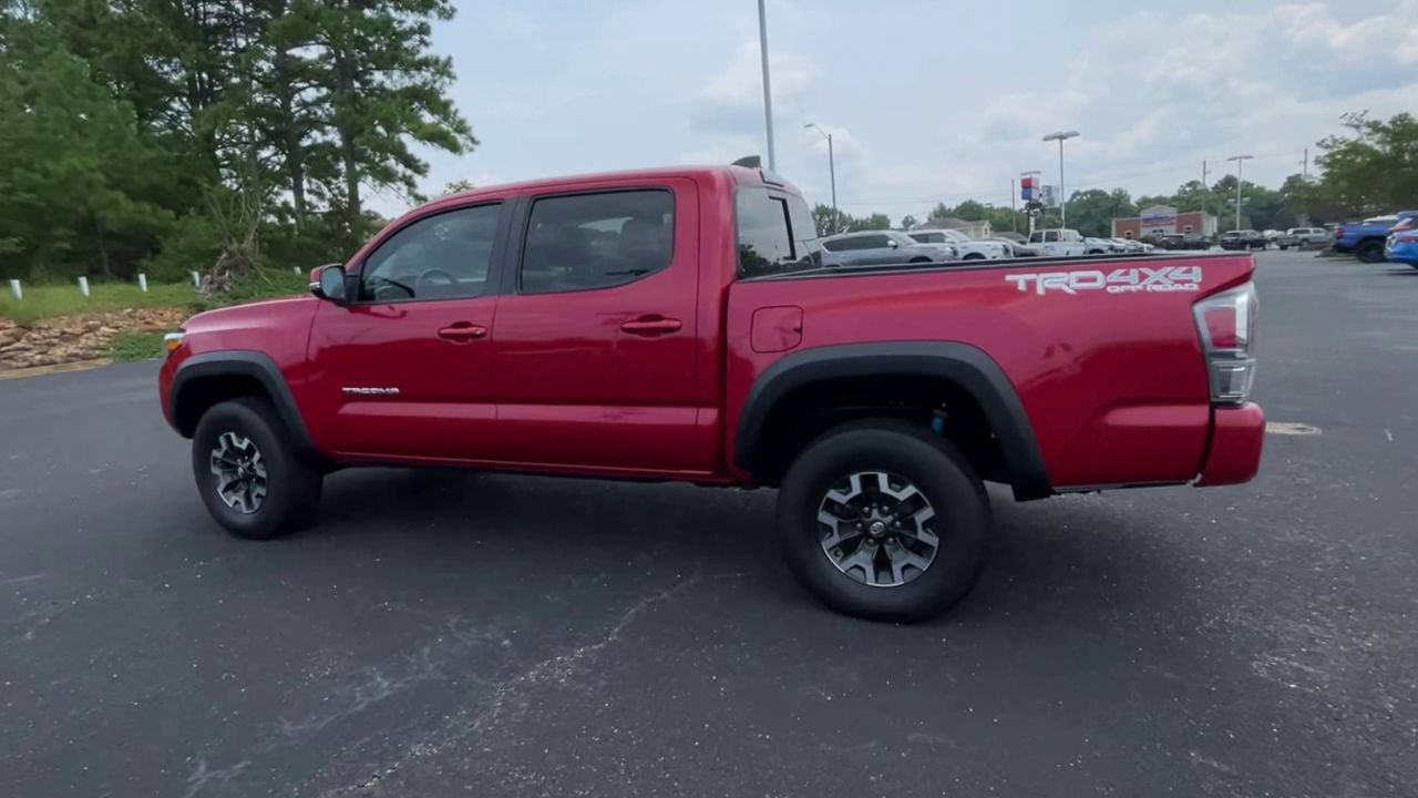 Used 2021 Toyota Tacoma TRD Off-Road w/ TRD Premium Off Road Package AWD/4WD image 6