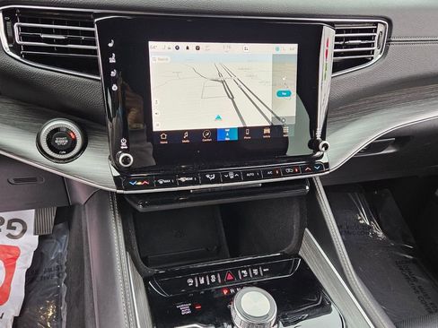 Used 2023 Jeep Wagoneer Series II image 18