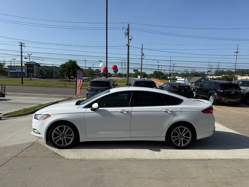 Used 2017 Ford Fusion S w/ Equipment Group 101A FWD image 7