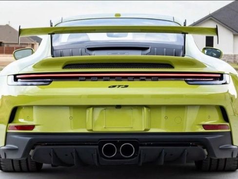 Used 2022 Porsche 911 GT3 RWD image 2