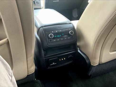 Used 2012 Chevrolet Traverse LTZ image 10