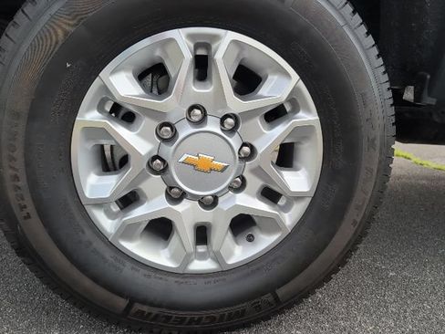 Used 2018 Chevrolet Silverado 2500 W/T w/ WT Fleet Convenience Package AWD/4WD image 9