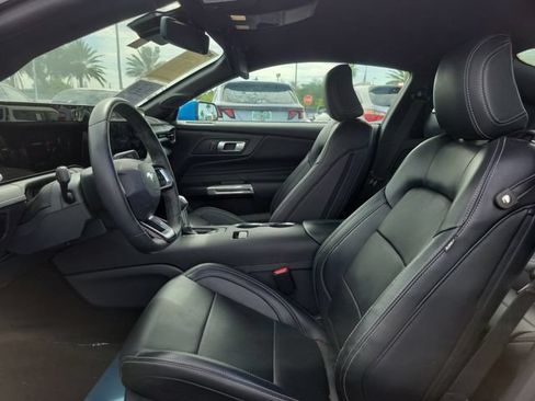 Used 2025 Ford Mustang Premium RWD image 12
