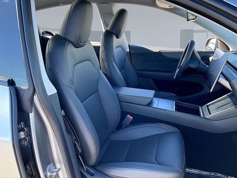 Used 2026 Tesla Model Y 2WD image 26