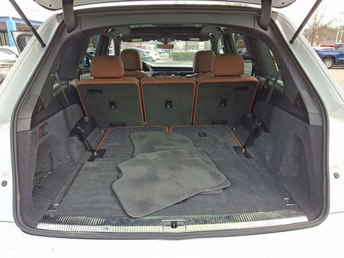 Used 2025 Audi Q7 3.0T Premium Plus image 32